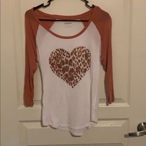 Long sleeve tee shirt